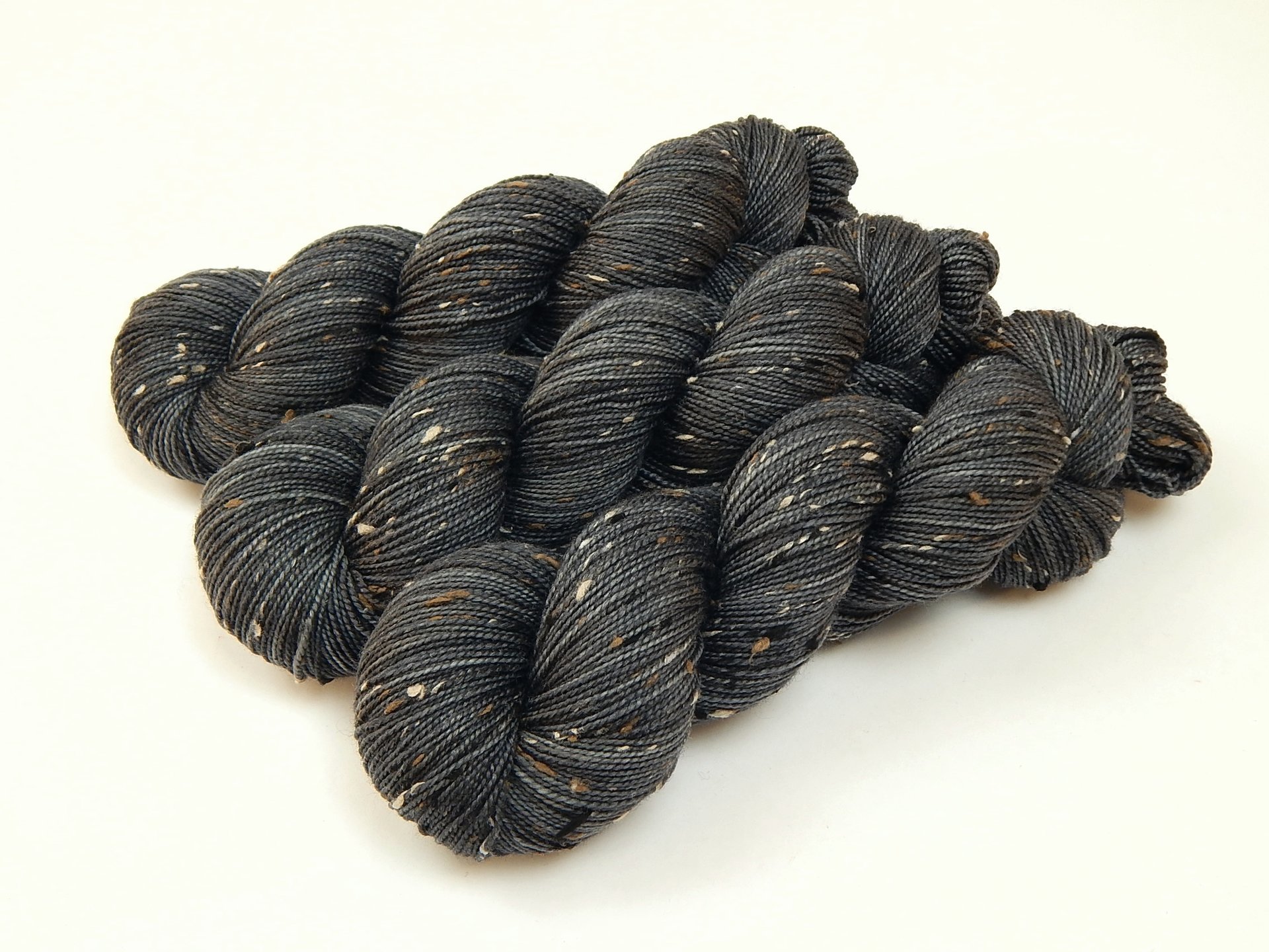 Hand Dyed Yarn, Tweed Fingering Weight Superwash Merino Wool Nylon - Slate Grey Tonal - Indie Dyer Knitting Yarn, Charcoal Gray with Tweedy Flecks, Sock Yarn